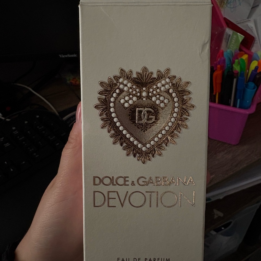 Dolce & Gabbana devotion perfume - Picture 6 of 7